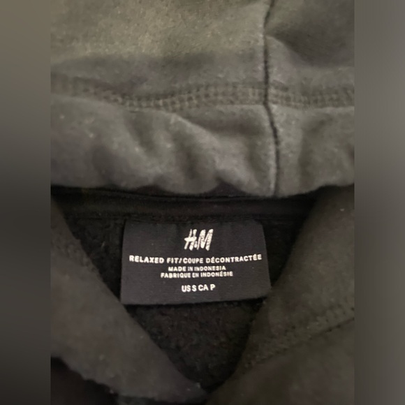 Men’s small H&M hoodie - Picture 2 of 2